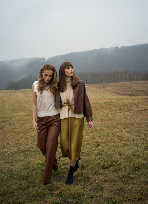 Black Cube - Max Mara
